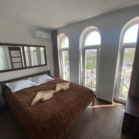 Aparthotel Family Люкс Kam'janec'-Podil's'kyj Esterno foto